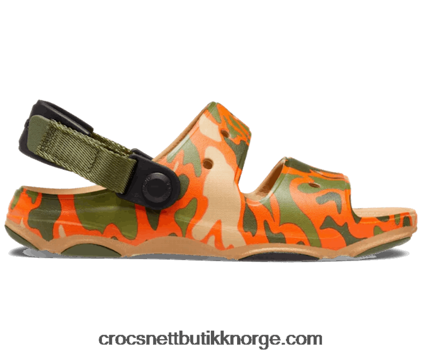 barn klassisk camo-sandal for alt i terreng Crocs tan/multi 6802D41639